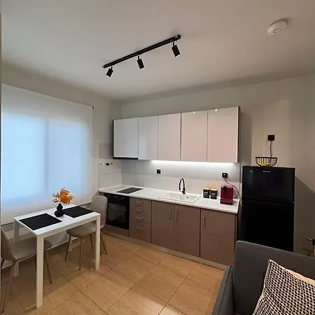 Thymeli Cozy Apartment *